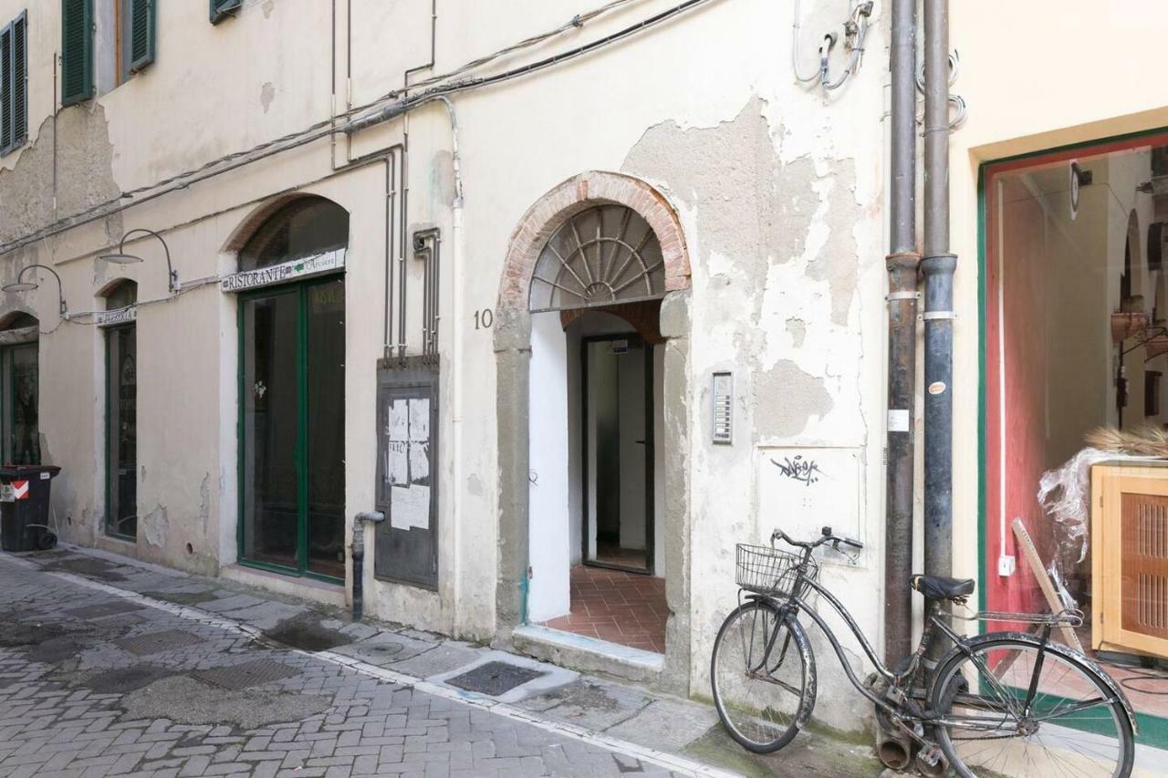 Altido Apt For 6 With Lovely Views 3 Mins To Corso Italia Pisa Esterno foto